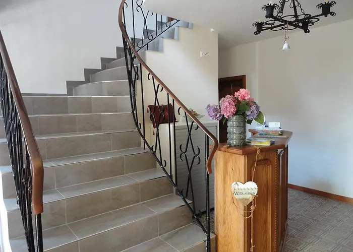 Burgblick Apartment *